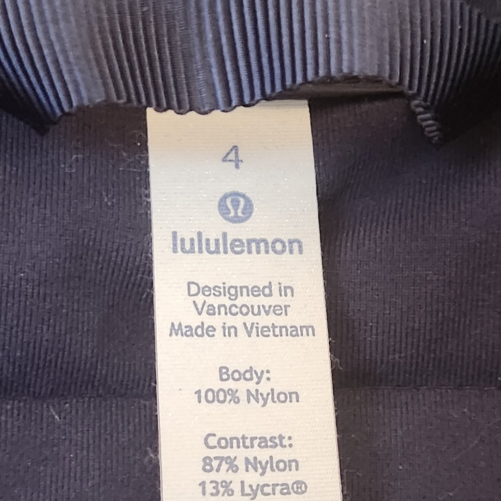 Lululemon Pullover Semi-Puffy Deep Navy Jacket - - image 4